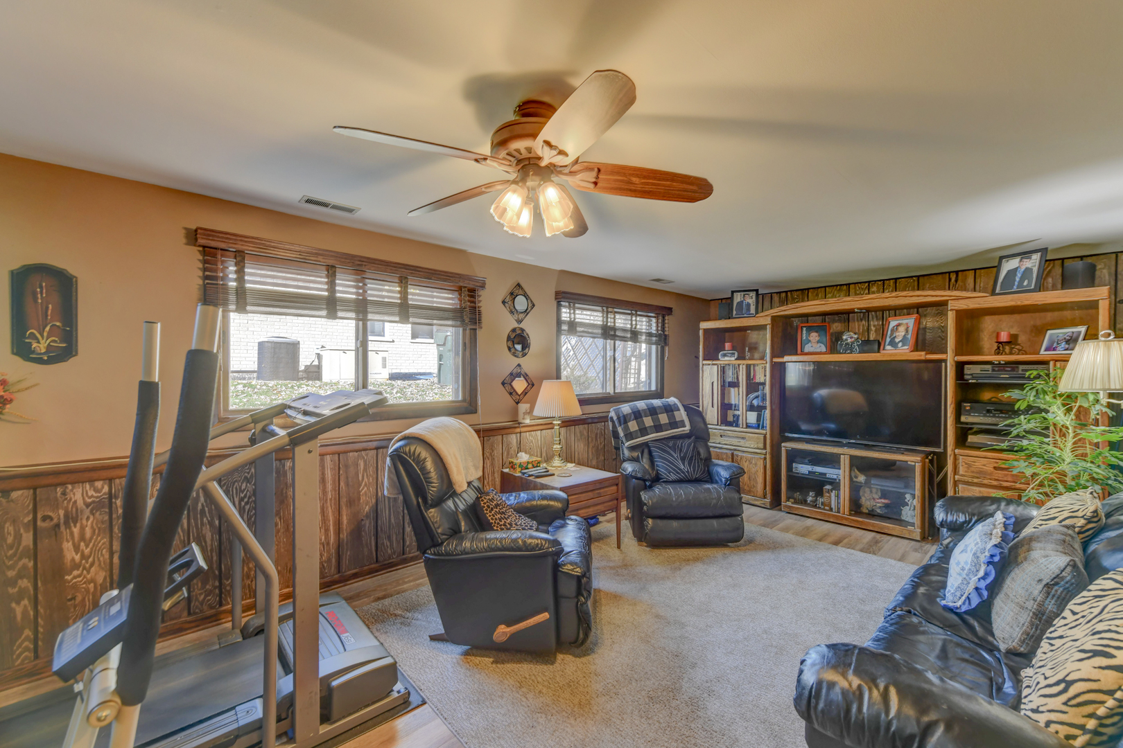 181 W 28th Street, South Chicago Heights, IL 60411