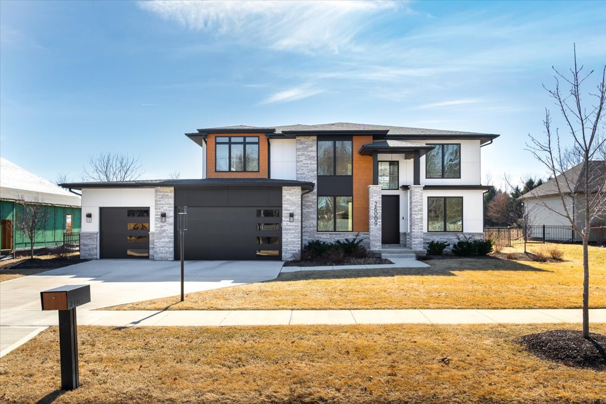 26009 W Forrester Drive, Plainfield, IL 60585