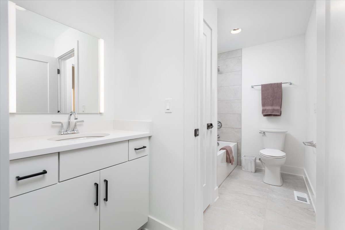 26009 W Forrester Drive, Plainfield, IL 60585