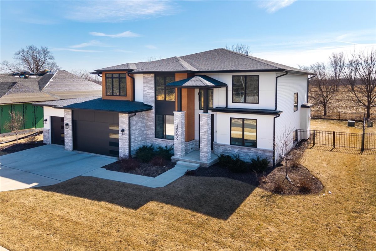 26009 W Forrester Drive, Plainfield, IL 60585