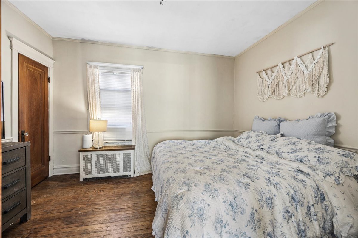 367 Bartram Road, Riverside, IL 60546