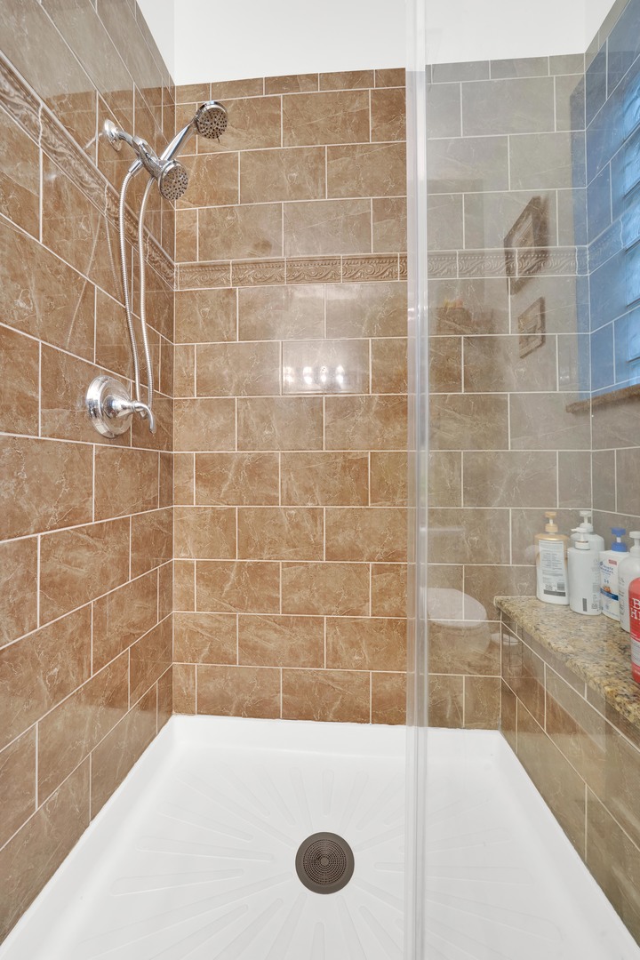 2665 W Warren Boulevard #1, Chicago, IL 60612