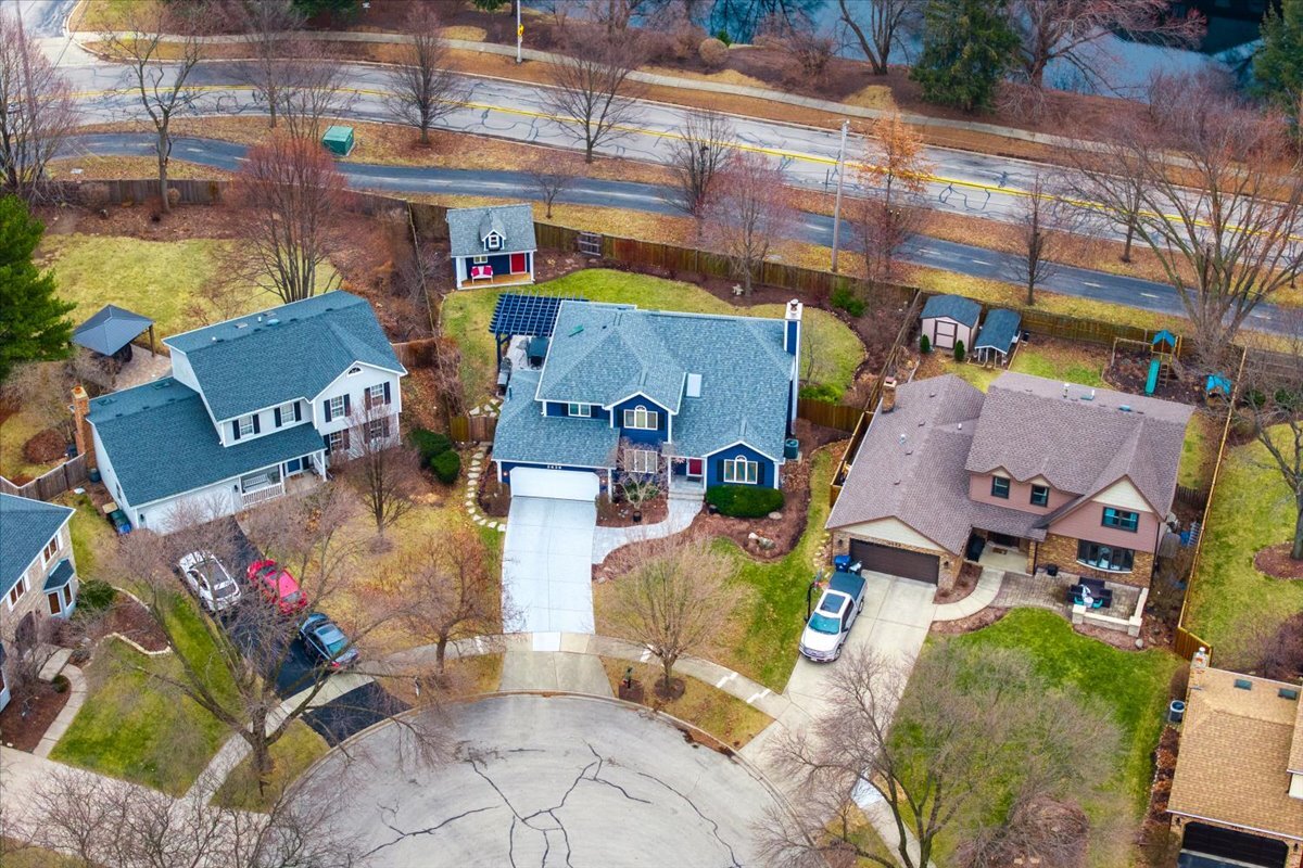 2438 Wendover Drive, Naperville, IL 60565