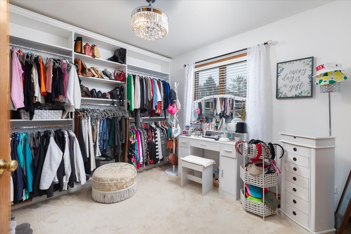 2438 Wendover Drive, Naperville, IL 60565