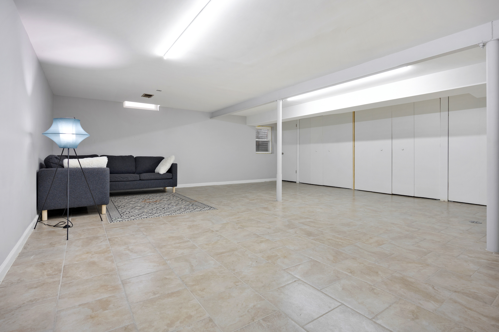 424 N Salem Drive, Schaumburg, IL 60194