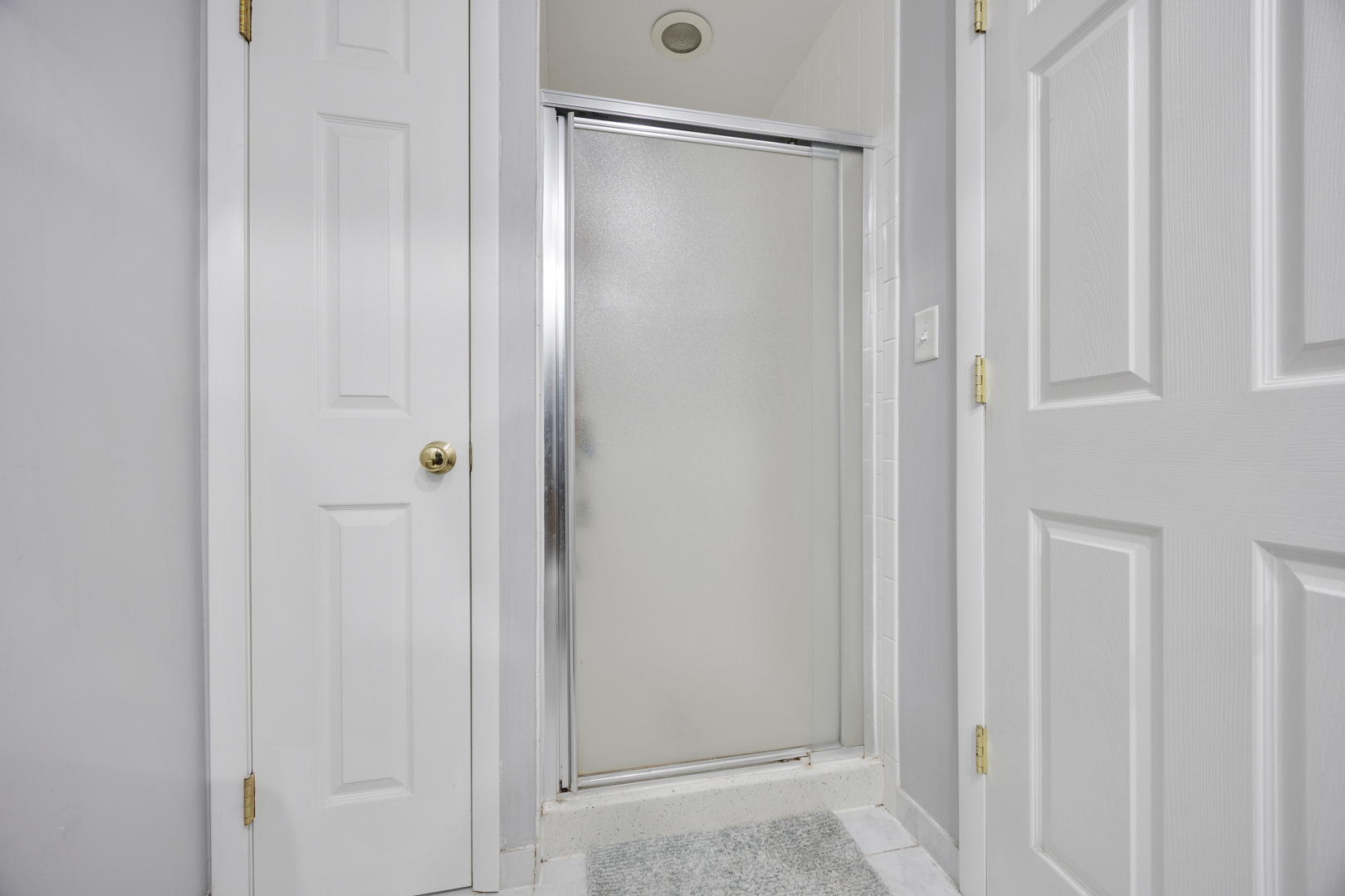 424 N Salem Drive, Schaumburg, IL 60194