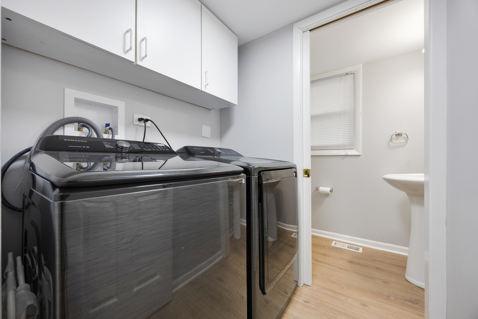 424 N Salem Drive, Schaumburg, IL 60194