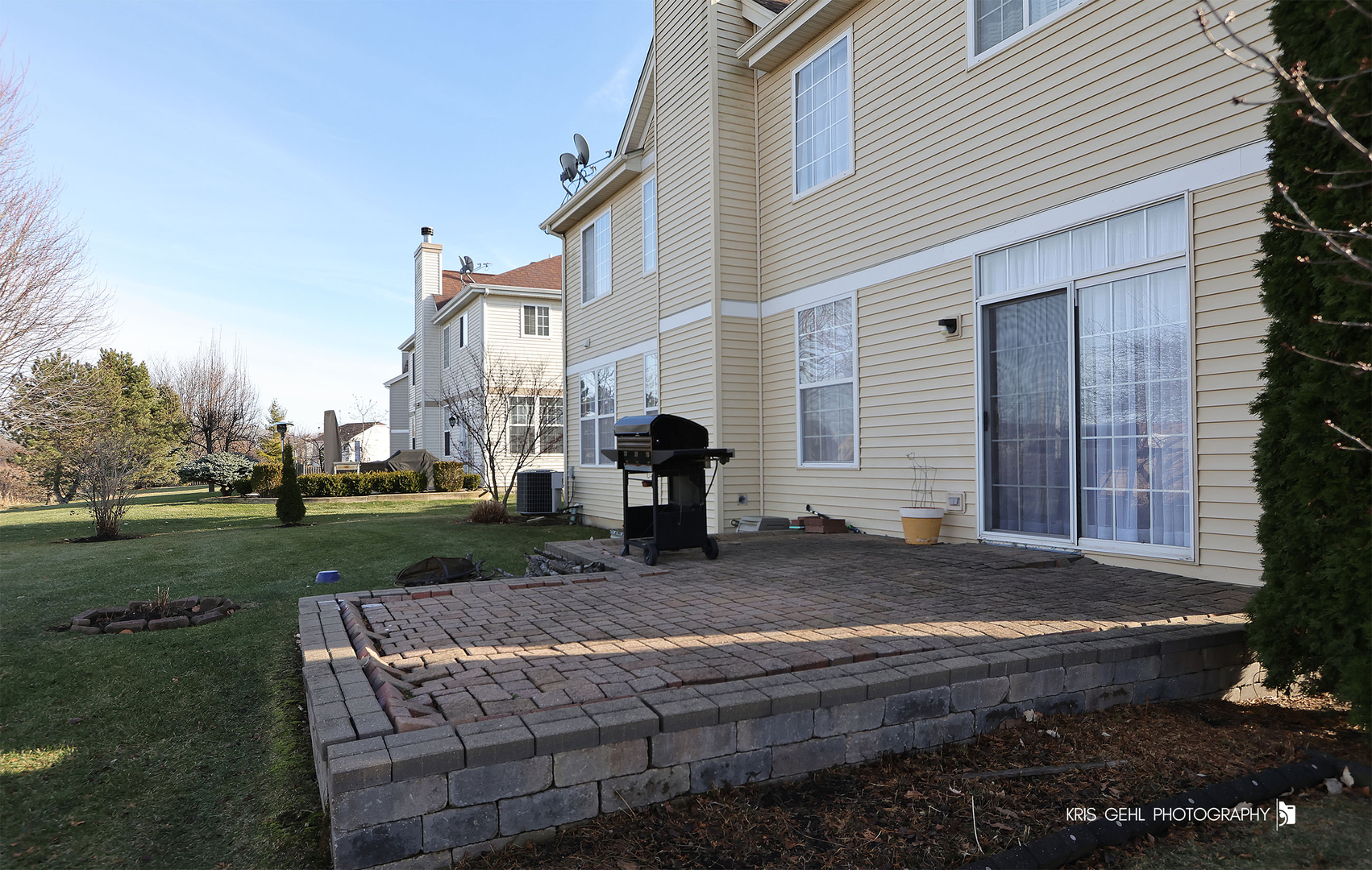 450 W Daybreak Lane, Round Lake, IL 60073