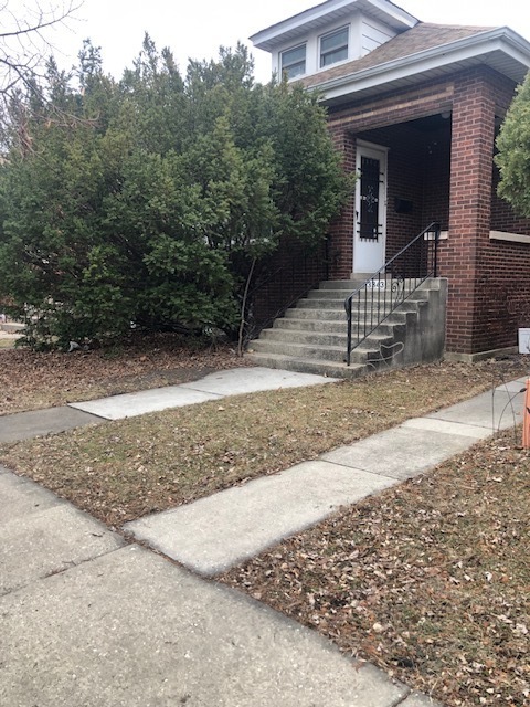 3343 W 64th Place, Chicago, IL 60629