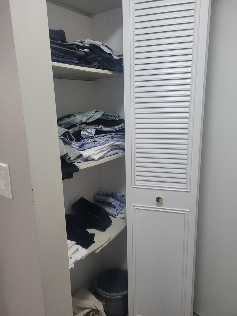 6171 N Sheridan Road #705, Chicago, IL 60660