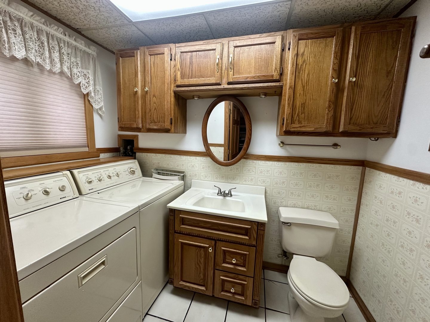 9112 Homestead Lane, Bridgeview, IL 60455