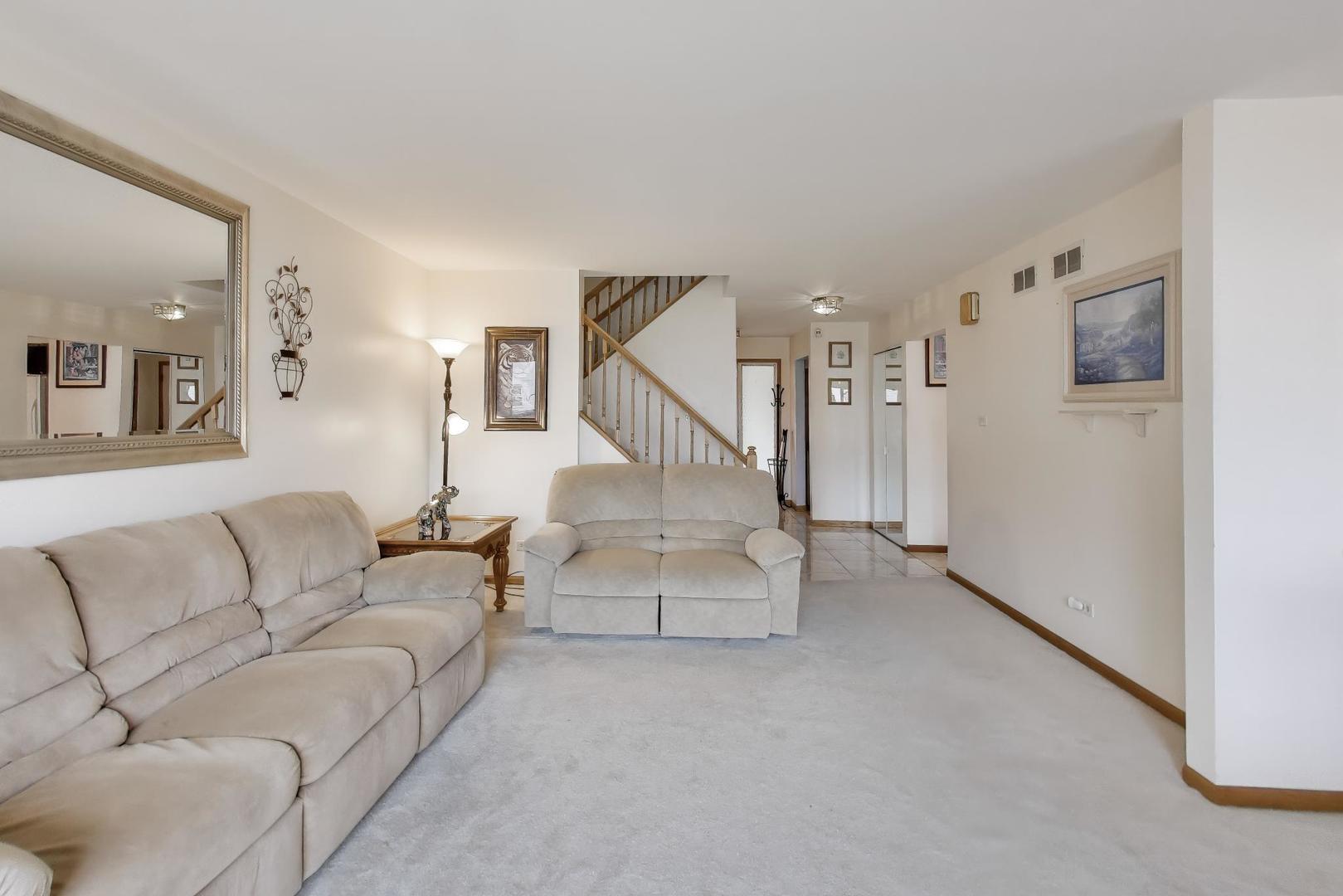 16408 Oxford Drive, Tinley Park, IL 60477