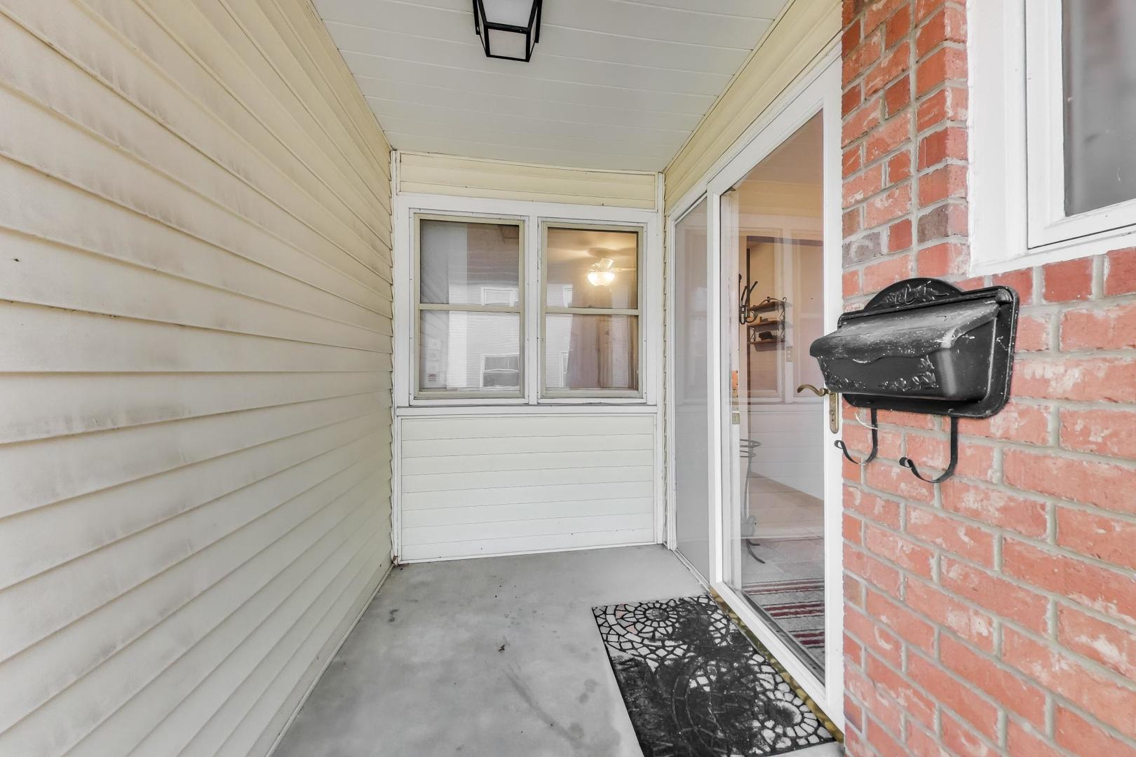 16408 Oxford Drive, Tinley Park, IL 60477