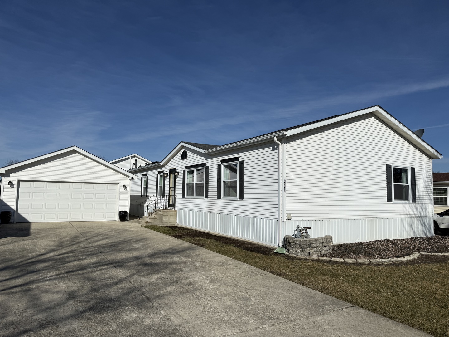 201 BEGONIA Drive, Matteson, IL 60443