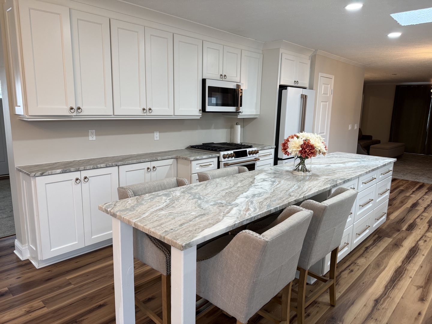 201 BEGONIA Drive, Matteson, IL 60443