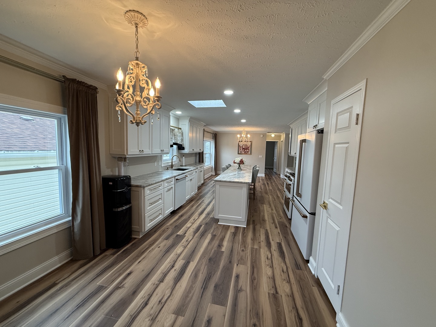 201 BEGONIA Drive, Matteson, IL 60443