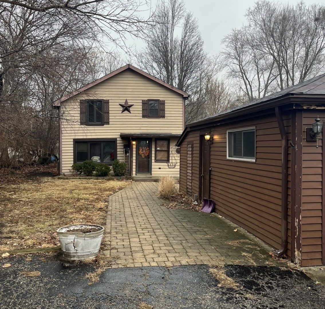 5S661 Wright Street, Naperville, IL 60563