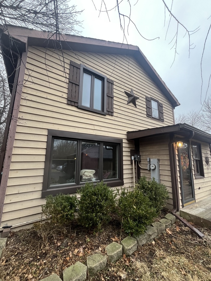 5S661 Wright Street, Naperville, IL 60563