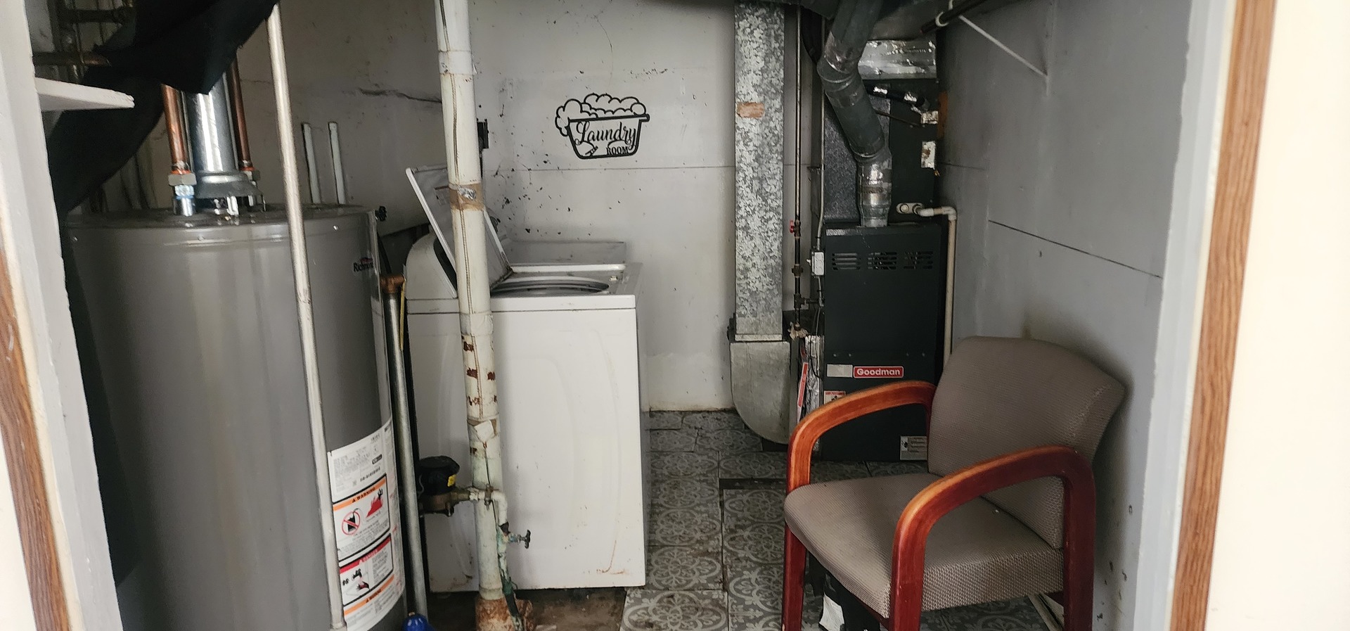 424 Mark Avenue, Glendale Heights, IL 60139