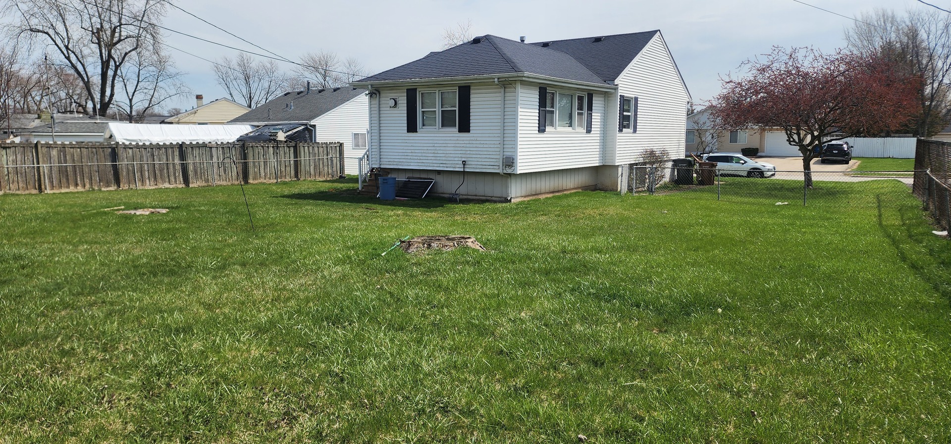 424 Mark Avenue, Glendale Heights, IL 60139