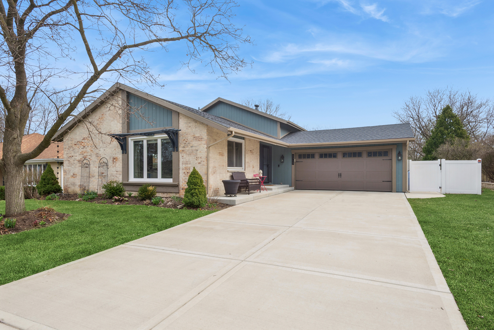 6515 Deerpath Court, Lisle, IL 60532