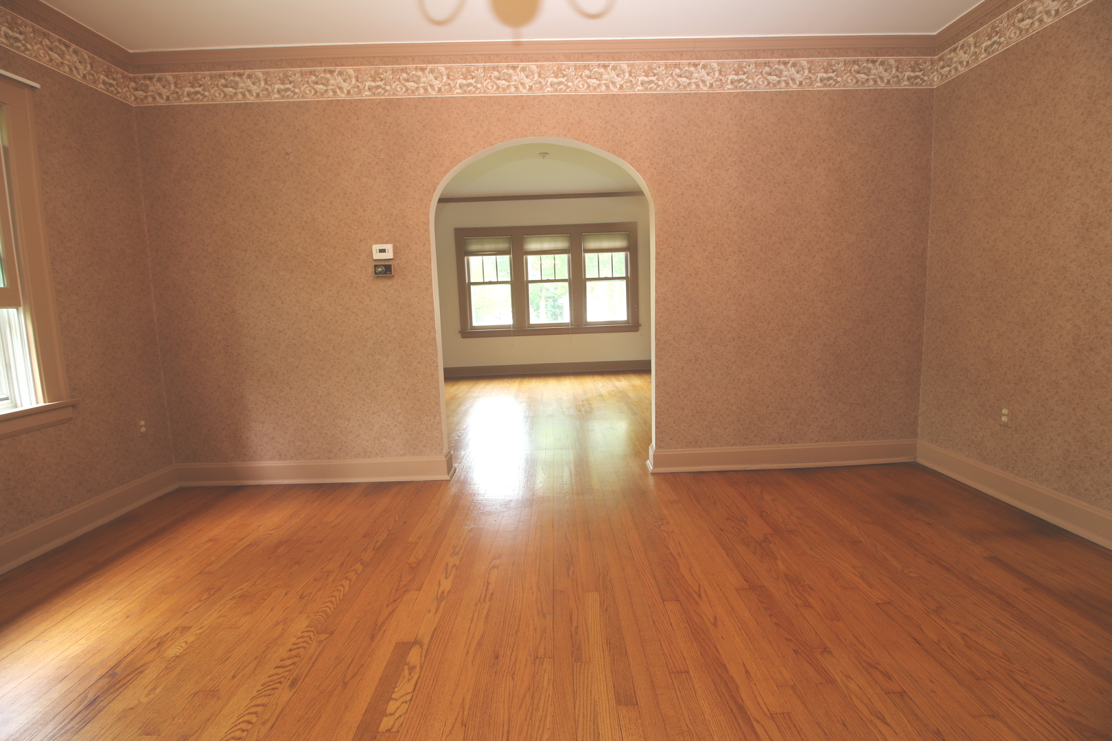 621 E GRAND LAKE Boulevard, West Chicago, IL 60185