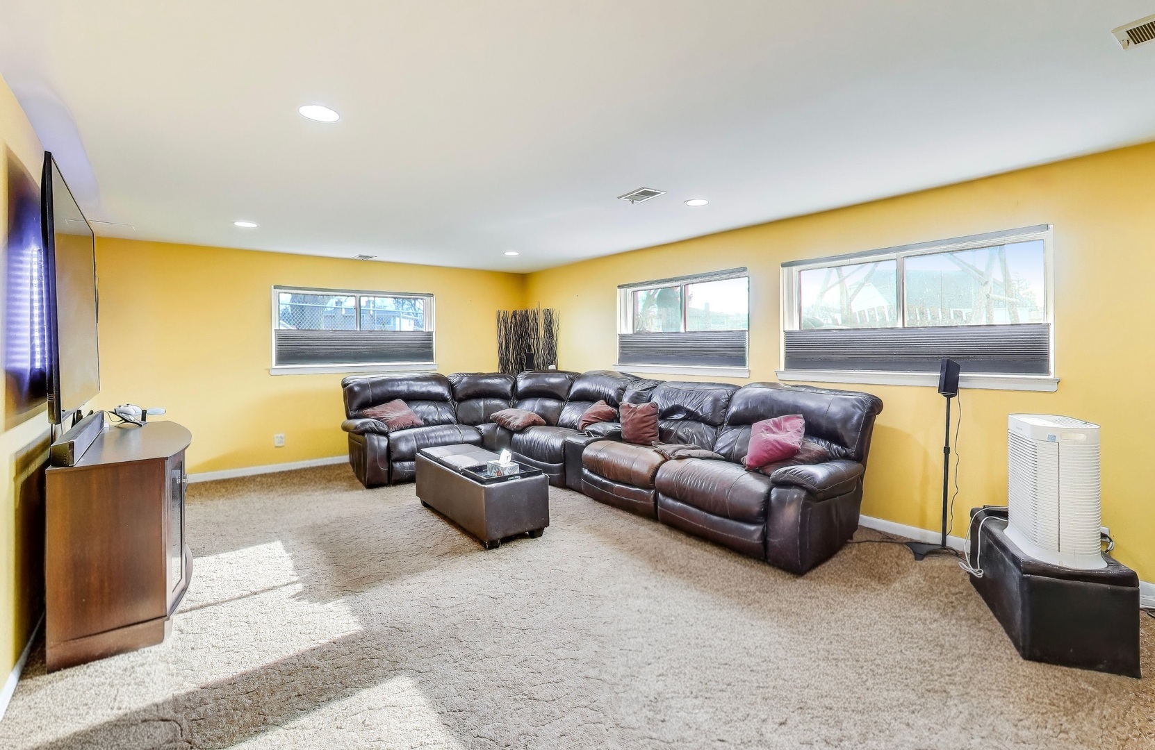 725 Elizabeth Lane, Des Plaines, IL 60016