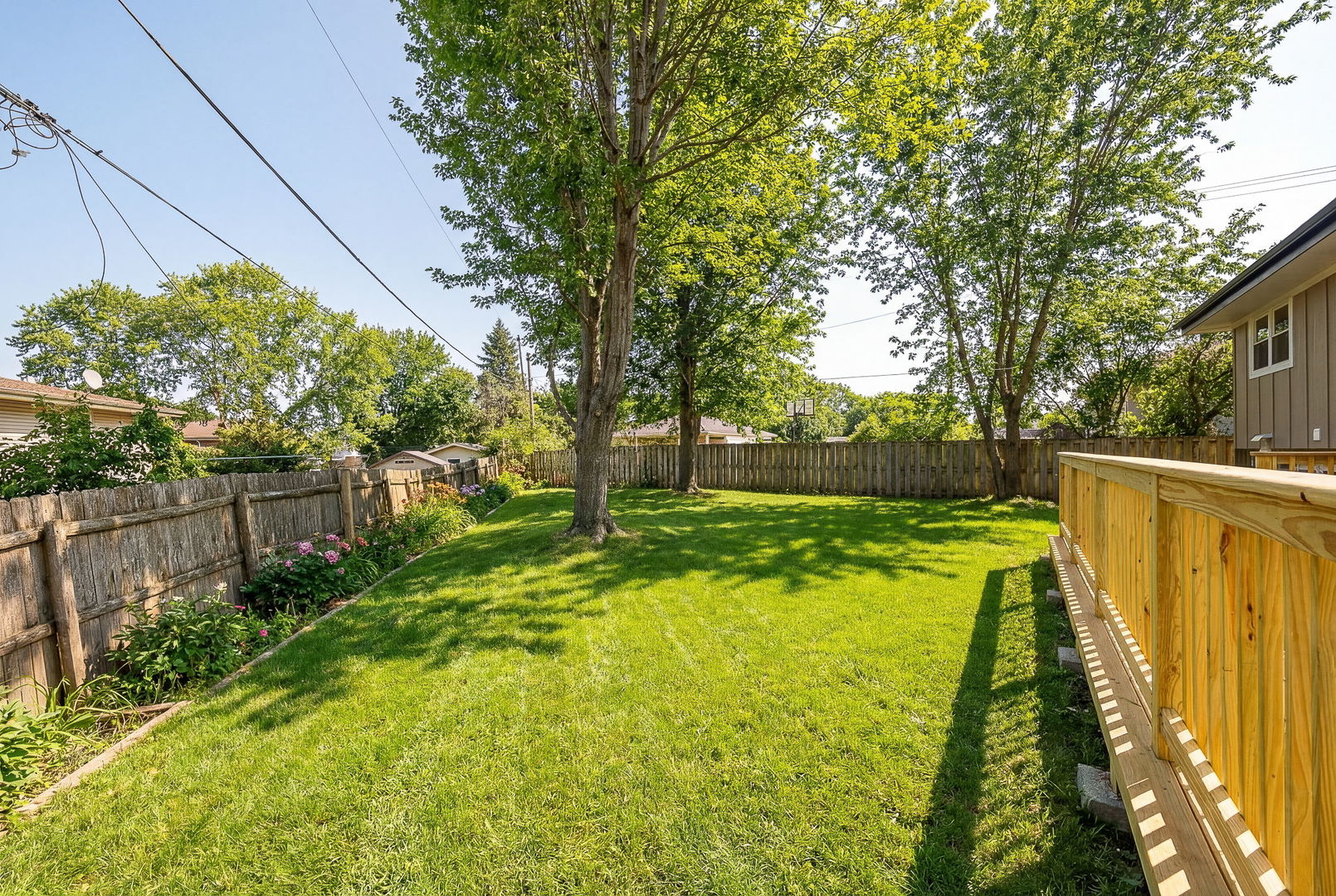 8651 S Kean Avenue, Hickory Hills, IL 60457