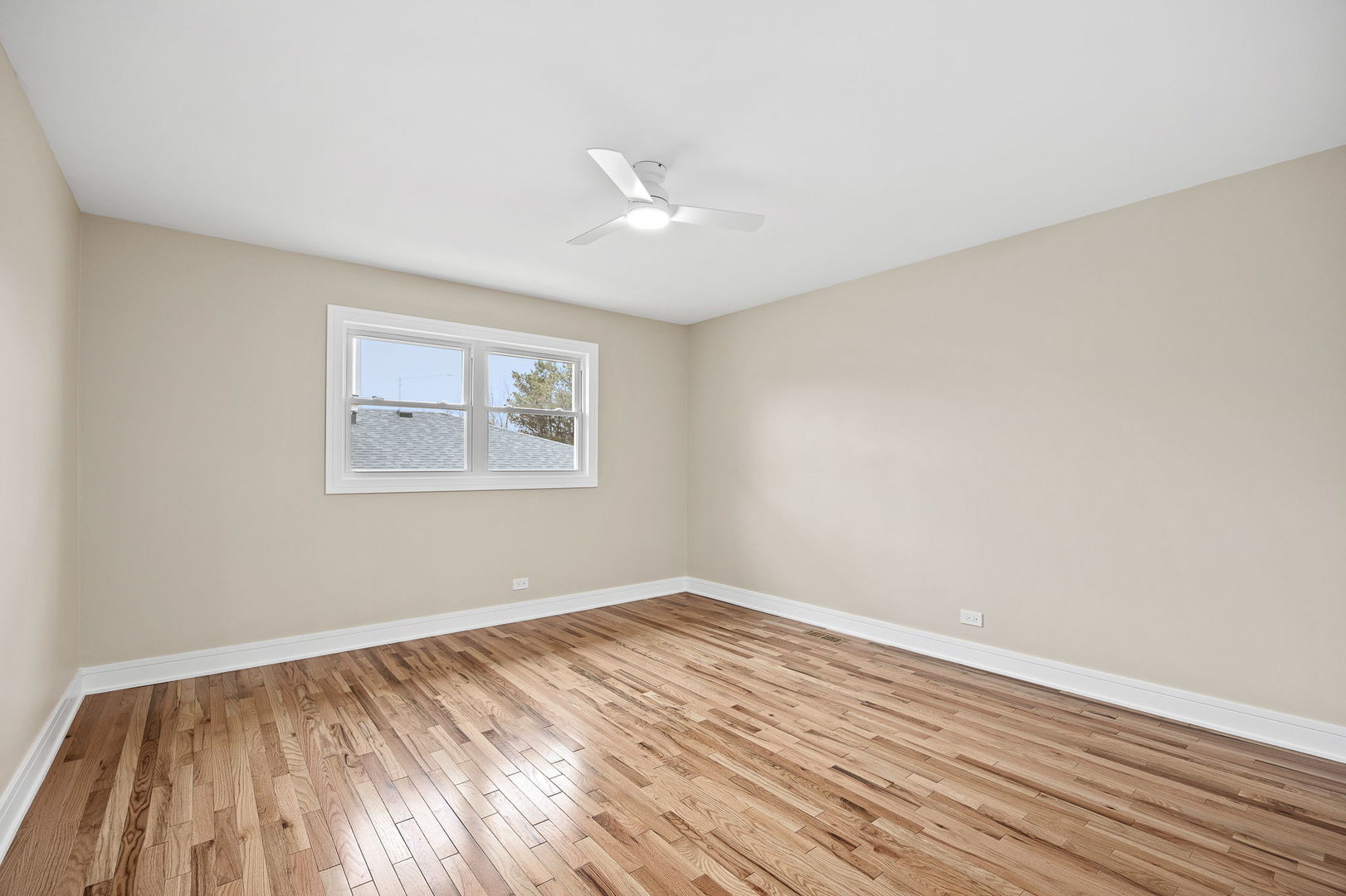 8651 S Kean Avenue, Hickory Hills, IL 60457