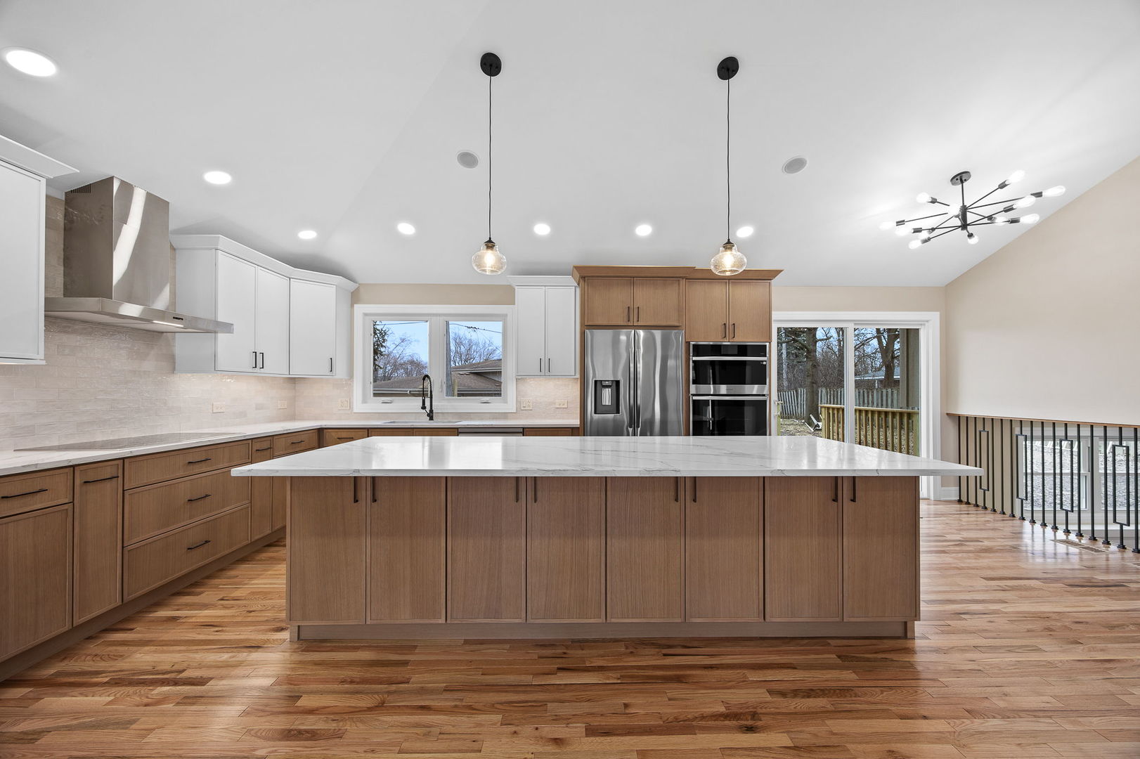 8651 S Kean Avenue, Hickory Hills, IL 60457