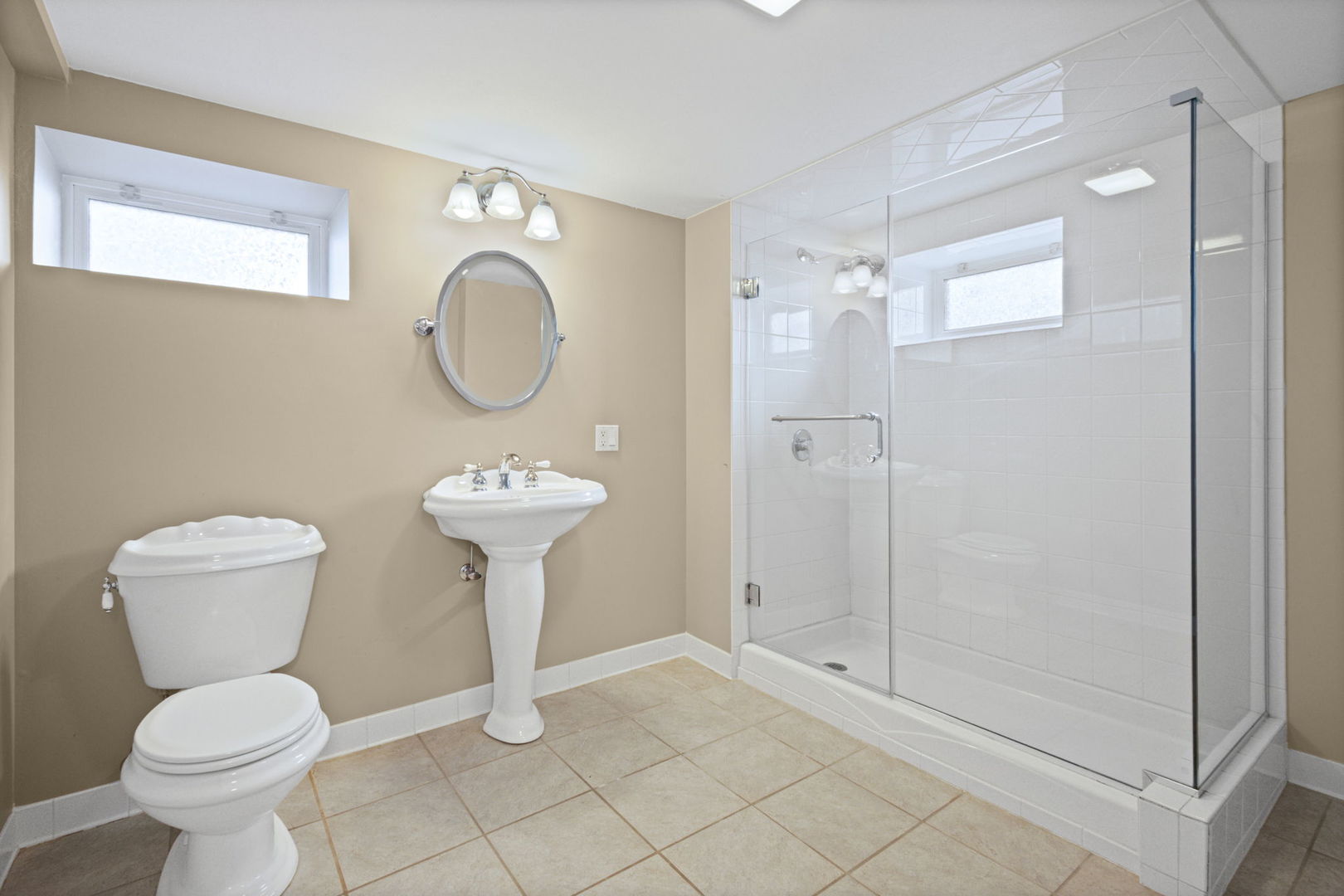 Clarendon Hills, IL 60514