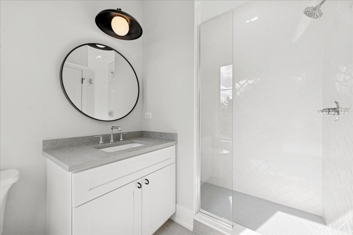 580 S Kearsage Avenue, Elmhurst, IL 60126