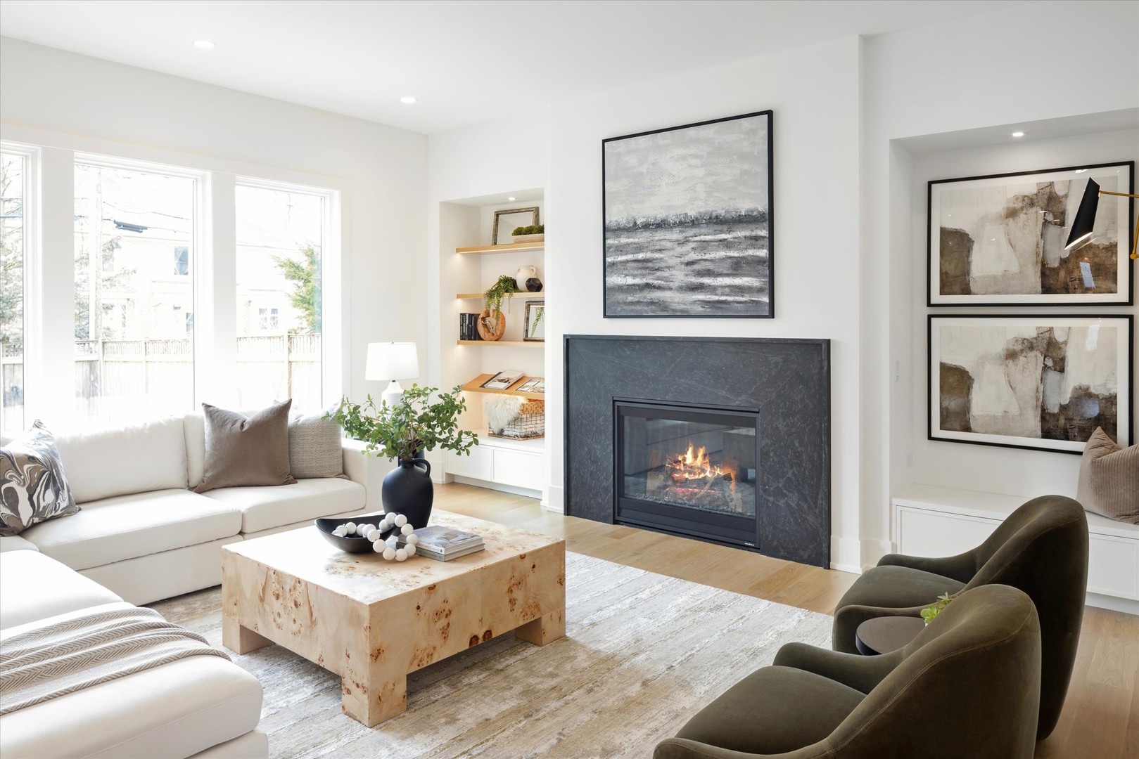 580 S Kearsage Avenue, Elmhurst, IL 60126