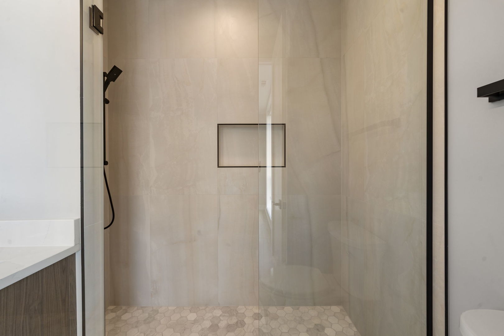 2351 W Flournoy Street #302, Chicago, IL 60612