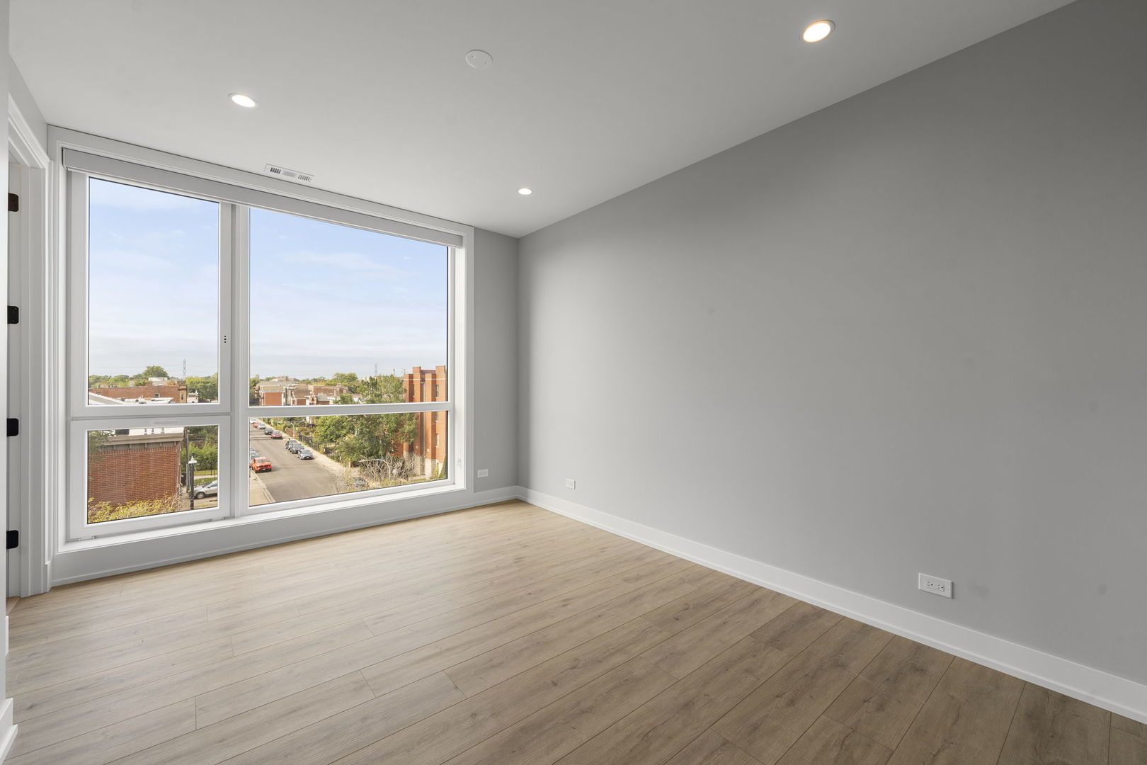 2351 W Flournoy Street #302, Chicago, IL 60612