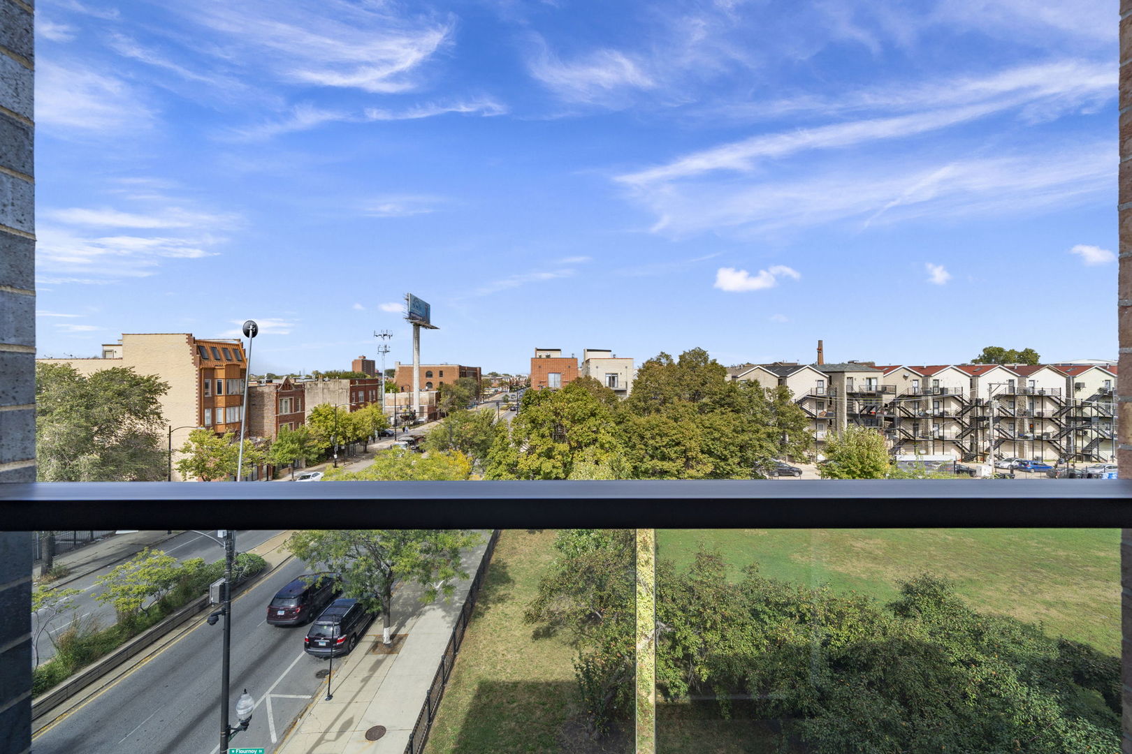 2351 W Flournoy Street #302, Chicago, IL 60612