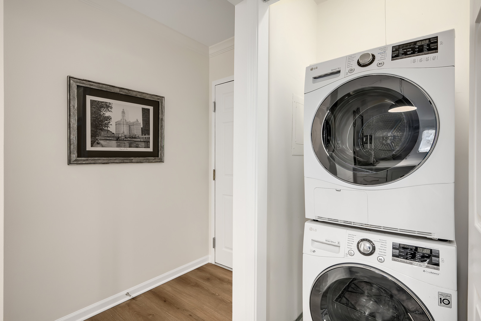 4900 Forest Avenue #108, Downers Grove, IL 60515