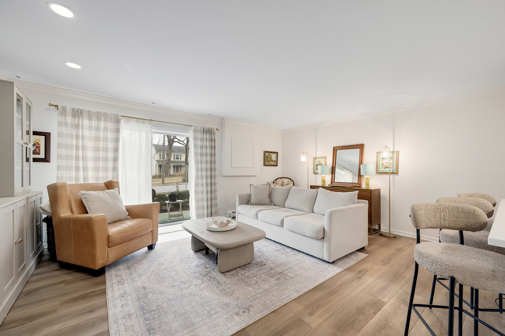 4900 Forest Avenue #108, Downers Grove, IL 60515