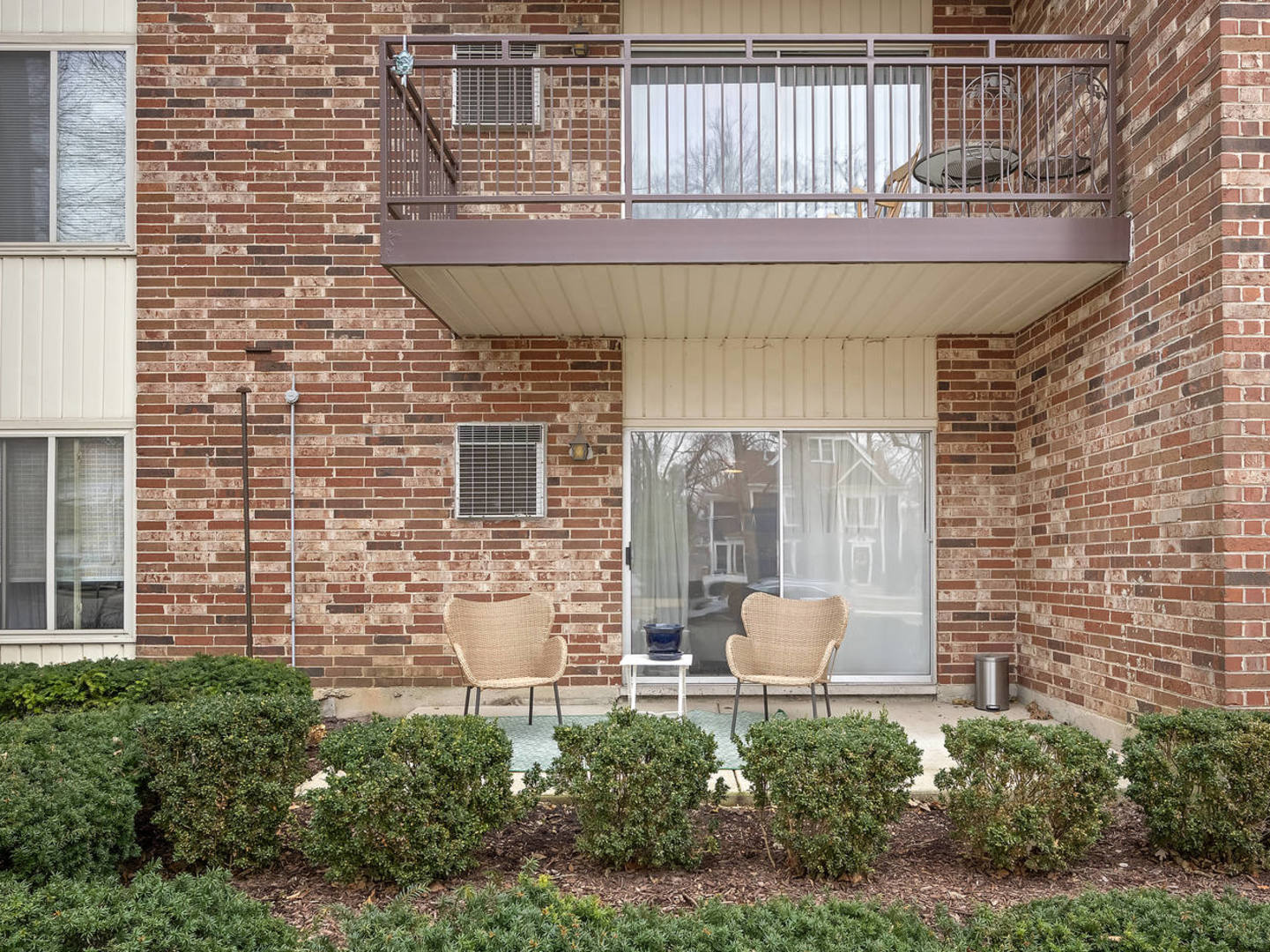 4900 Forest Avenue #108, Downers Grove, IL 60515