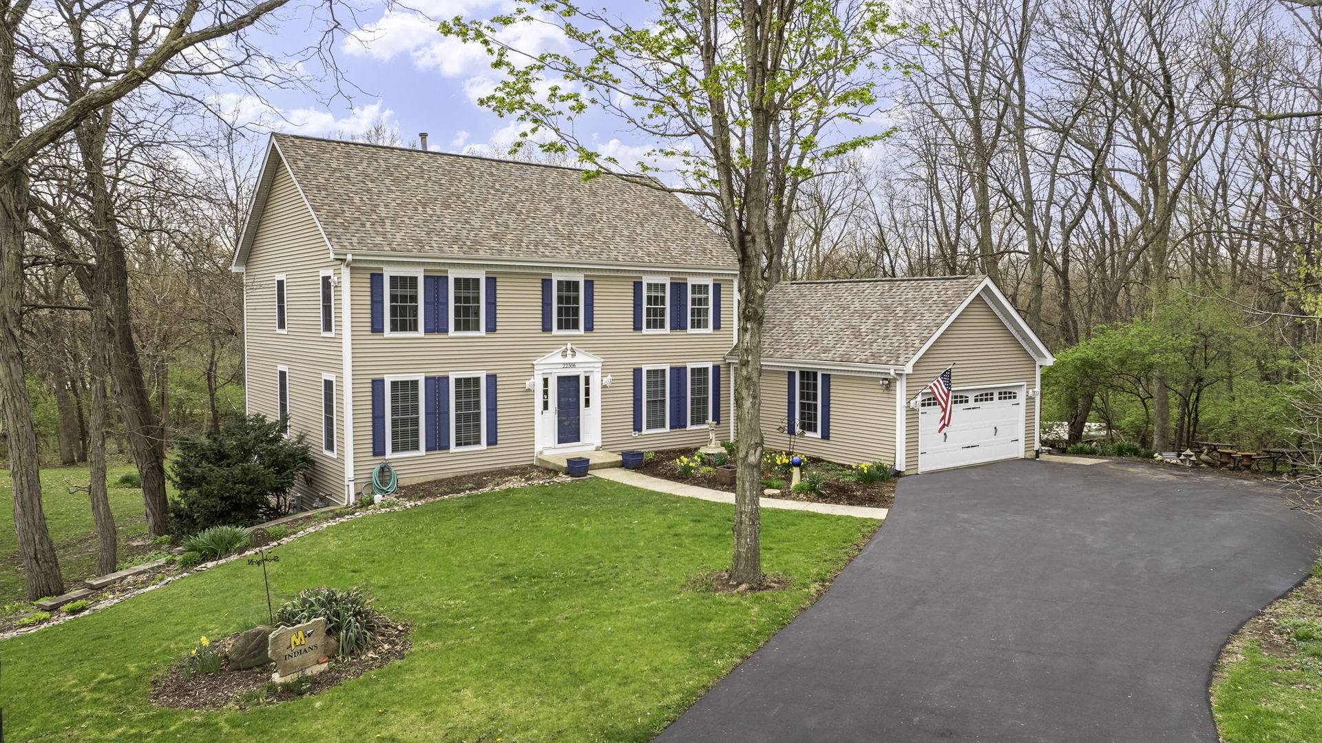 22506 S Queens Court, Joliet, IL 60404