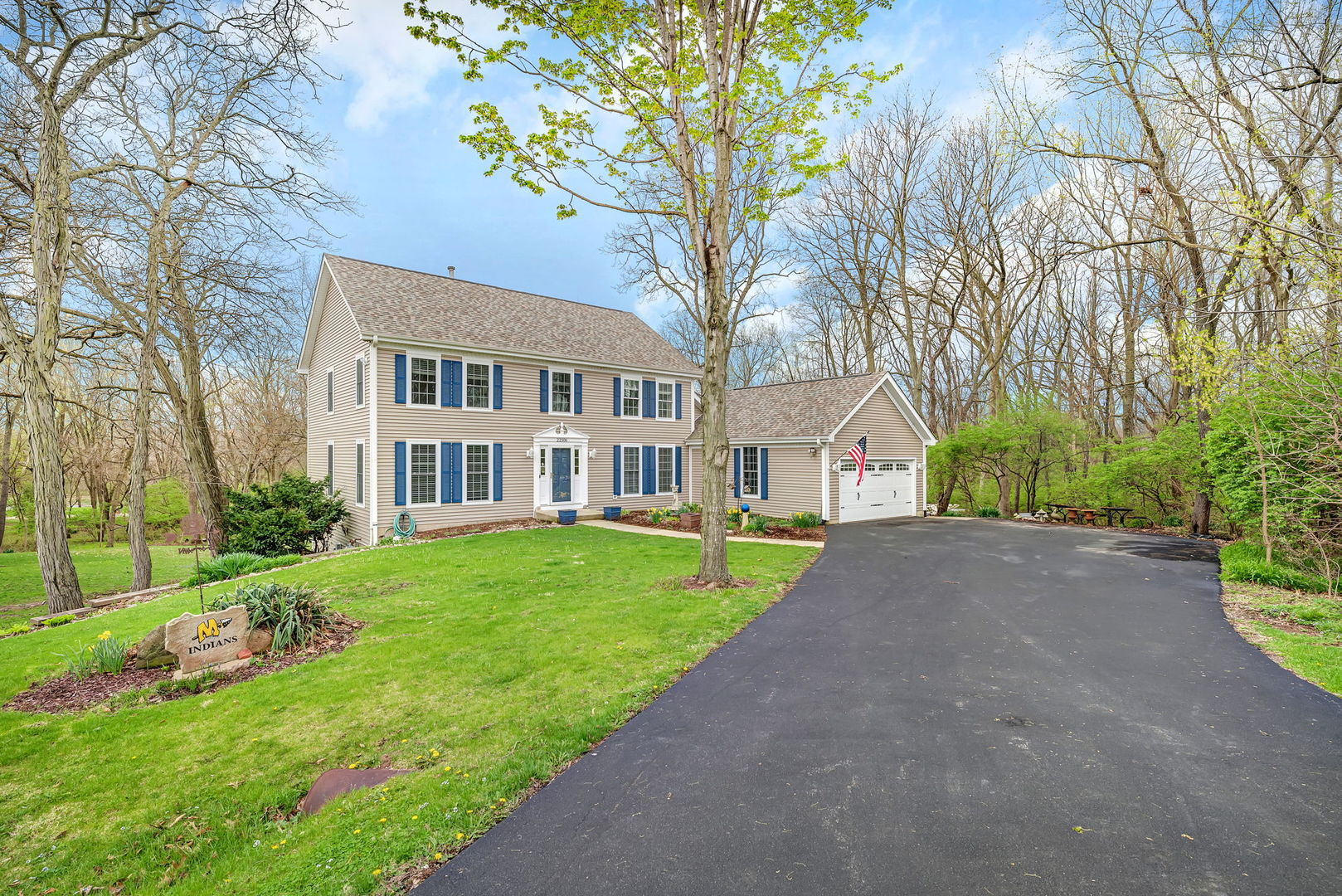 22506 S Queens Court, Joliet, IL 60404