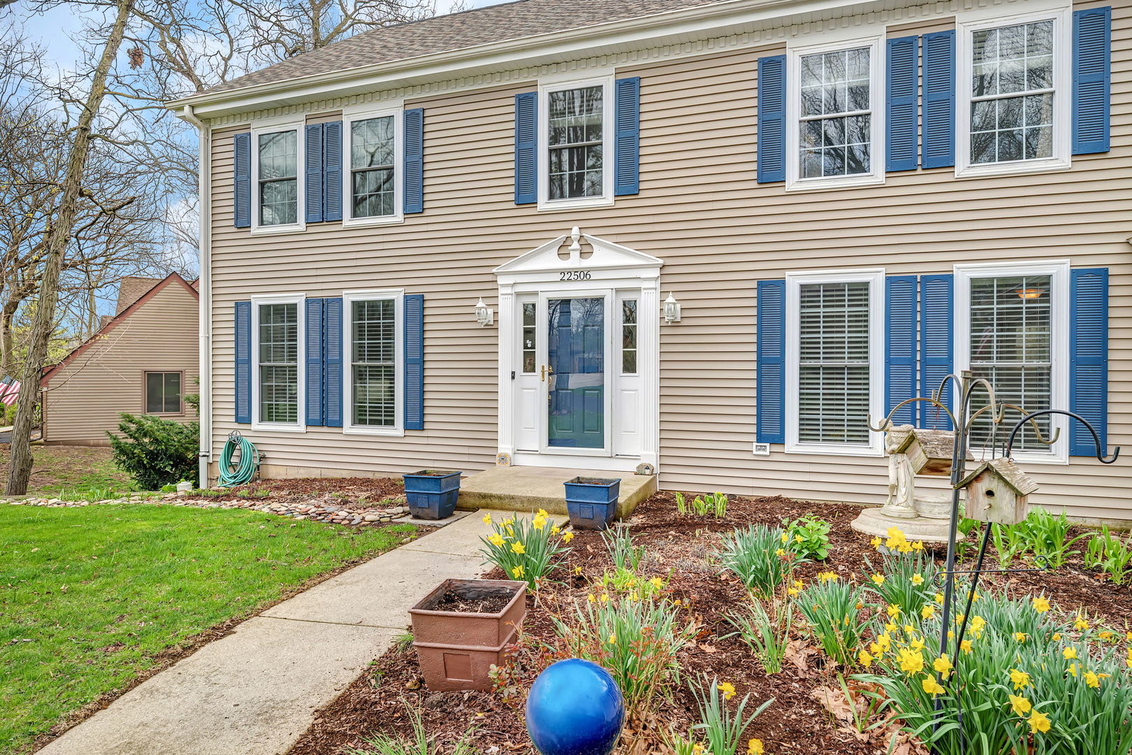 22506 S Queens Court, Joliet, IL 60404