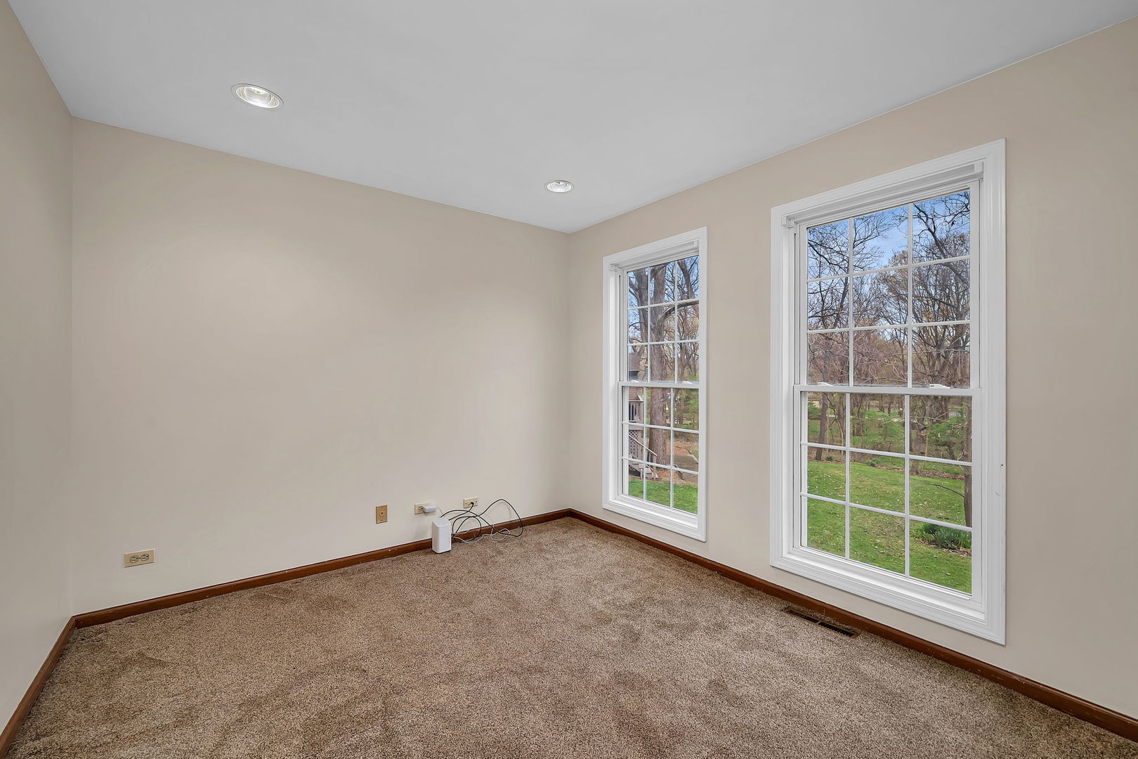 22506 S Queens Court, Joliet, IL 60404