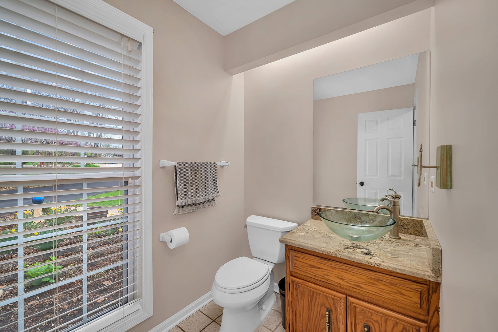 22506 S Queens Court, Joliet, IL 60404