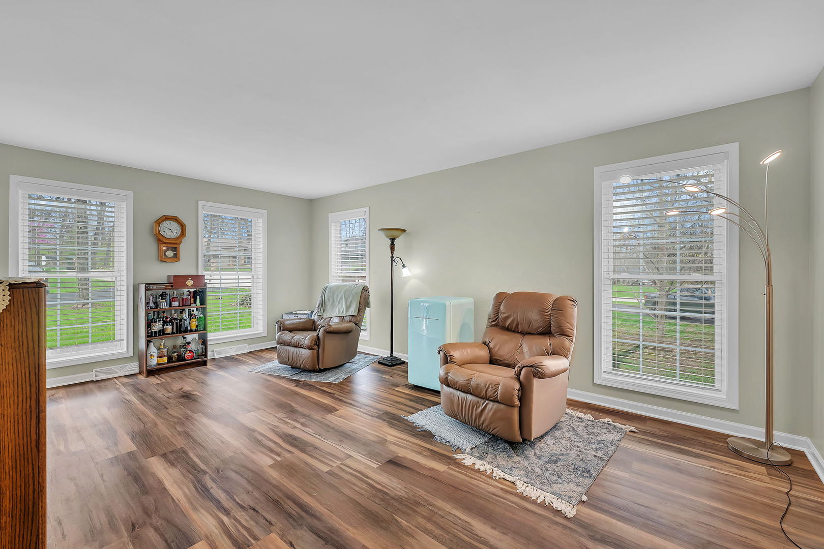 22506 S Queens Court, Joliet, IL 60404