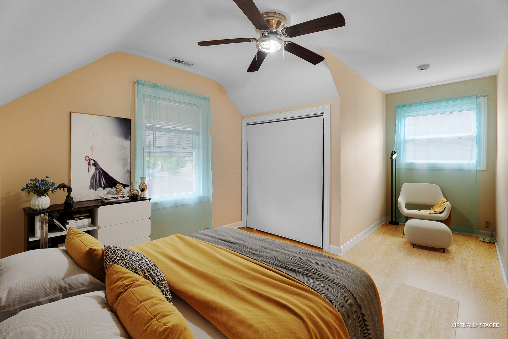 2143 N 76th Avenue, Elmwood Park, IL 60707