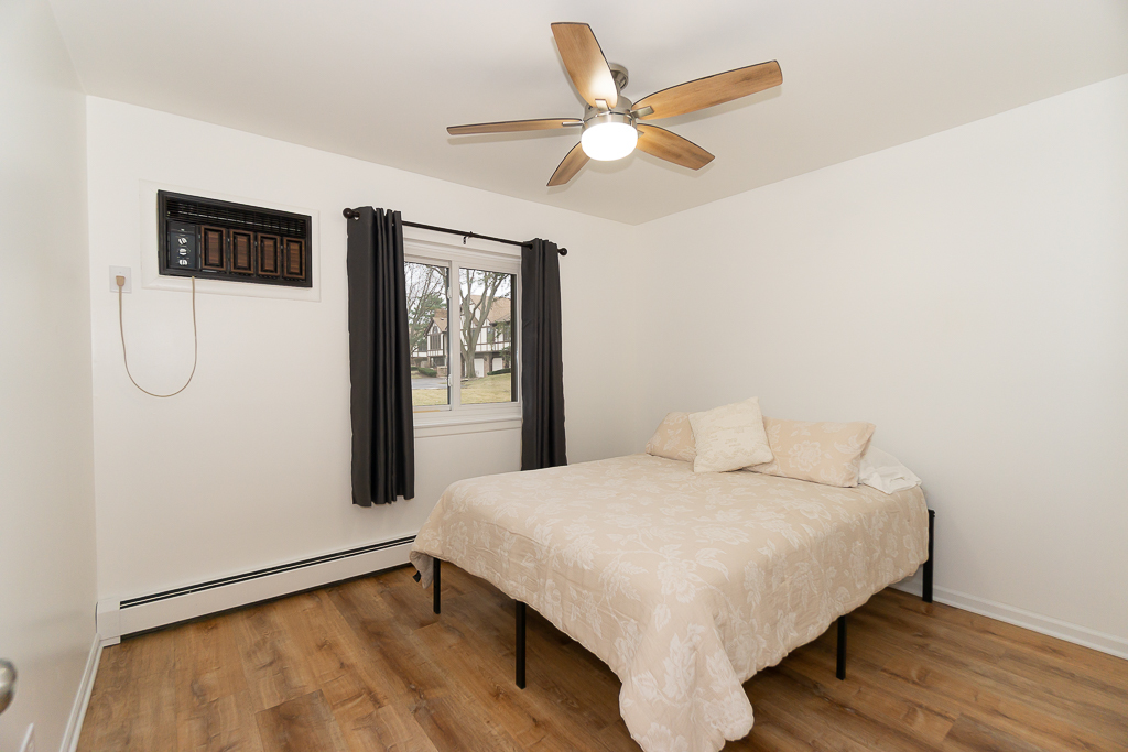 837 S Dwyer Avenue #A, Arlington Heights, IL 60005