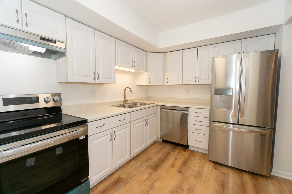 837 S Dwyer Avenue #A, Arlington Heights, IL 60005