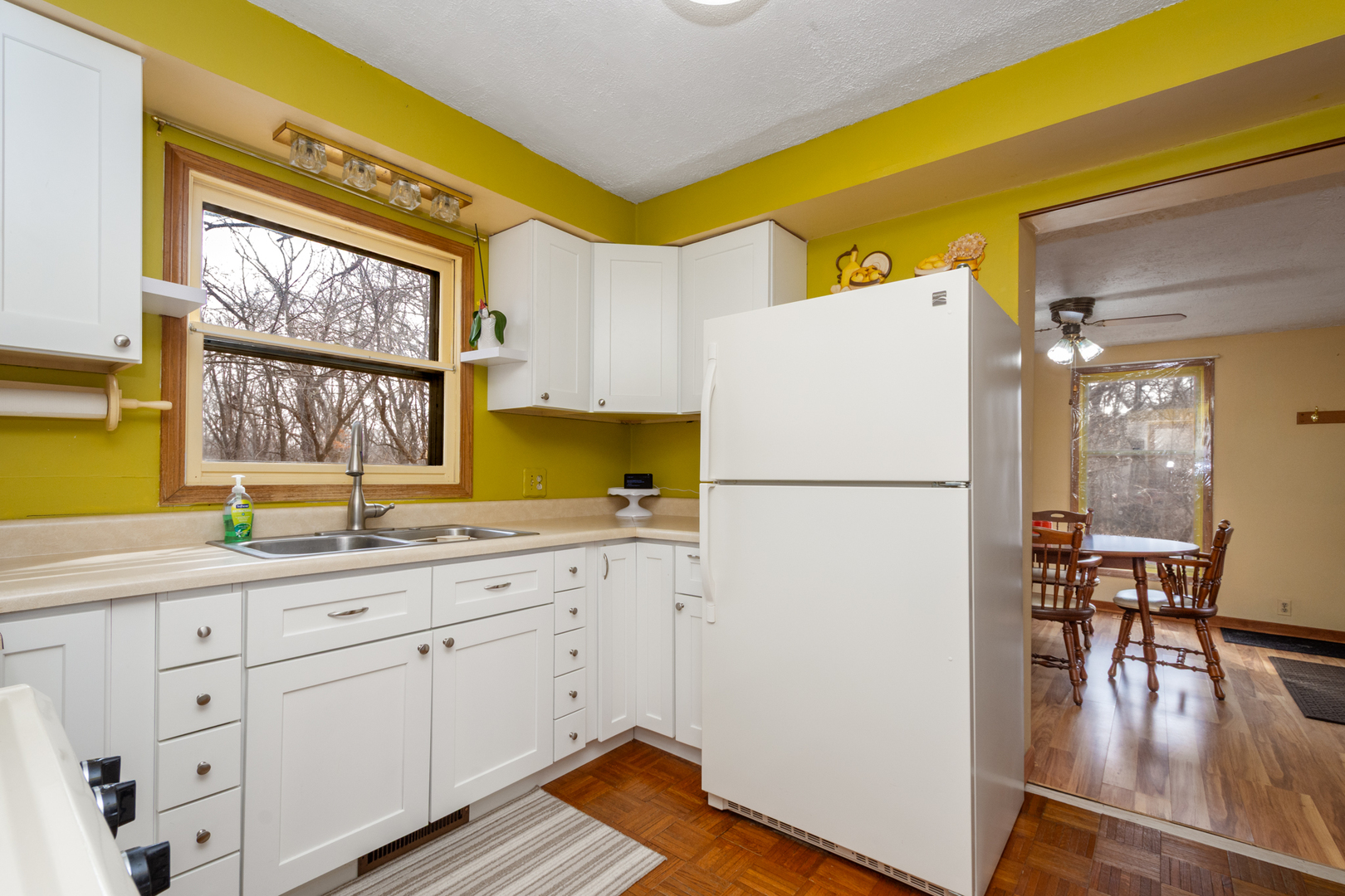 5802 Wonder Woods Drive, Wonder Lake, IL 60097