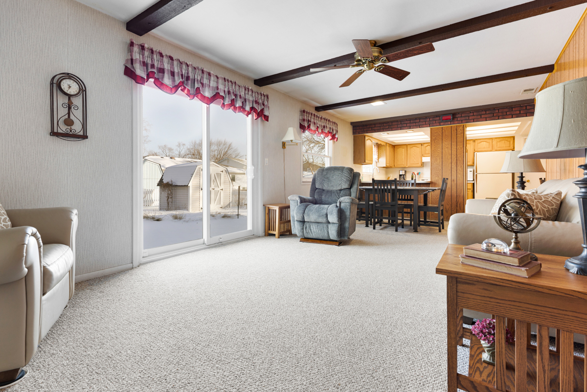 620 Chelmsford Lane, Elk Grove Village, IL 60007